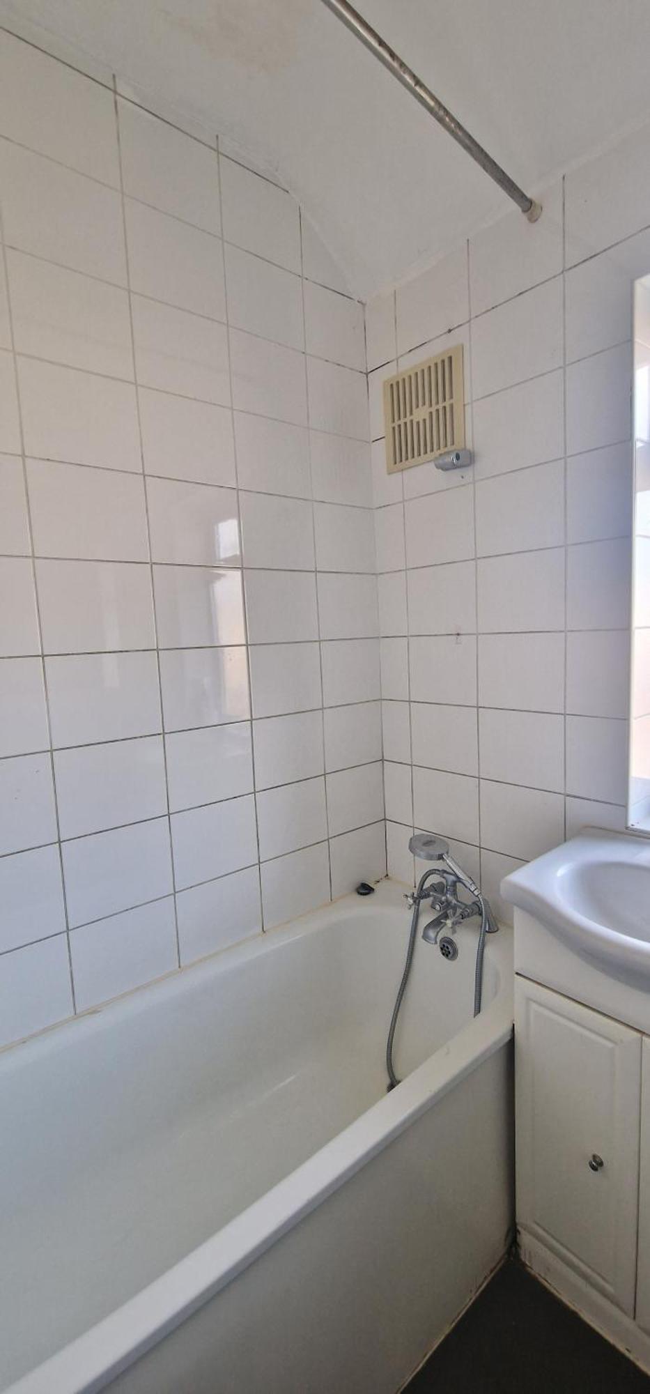 Ritz Place 3 Northolt  Екстериор снимка