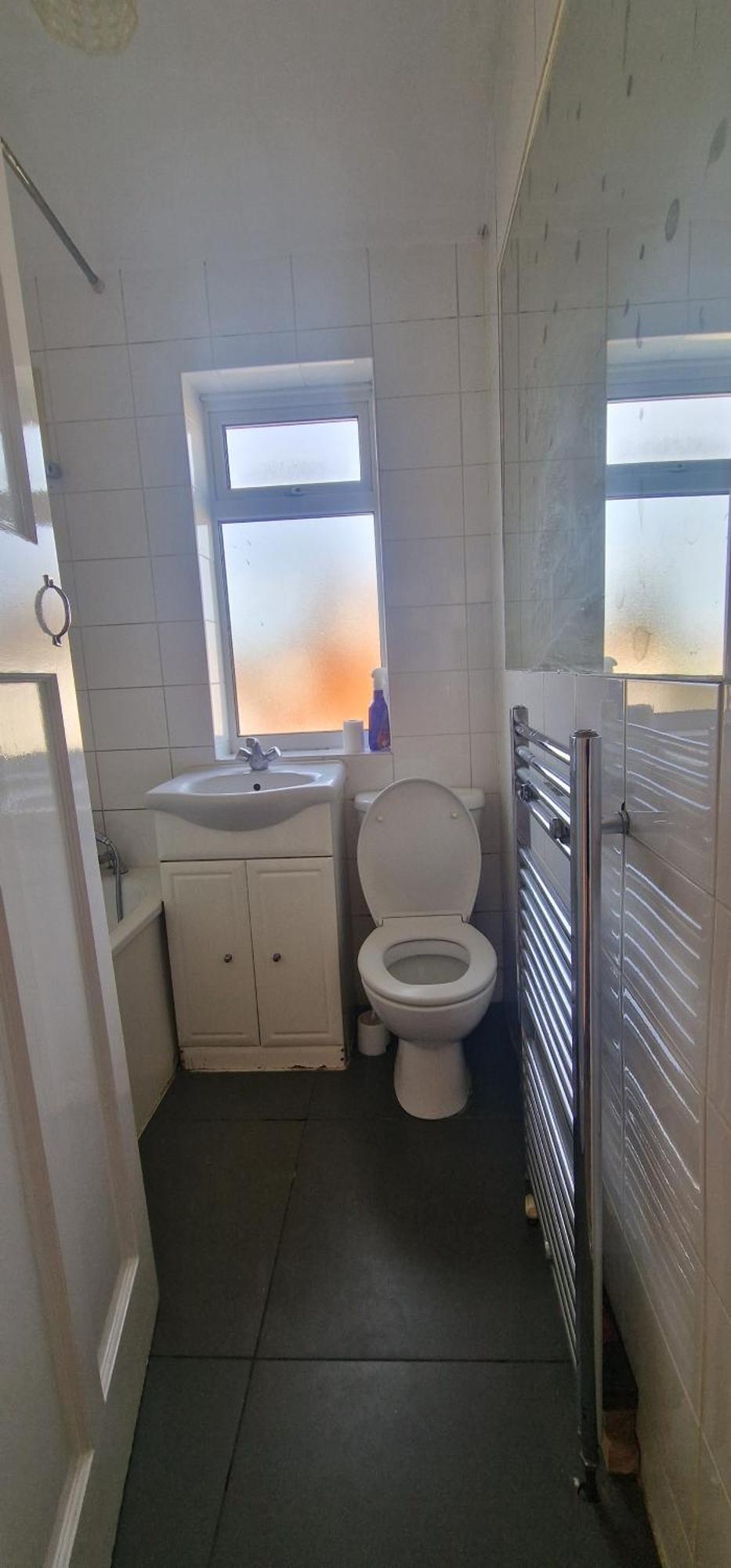 Ritz Place 3 Northolt  Екстериор снимка